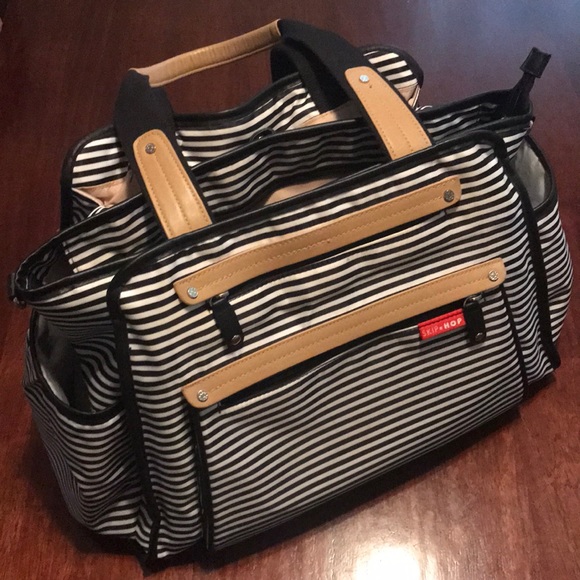 Skip Hop diaper bag - Picture 1 of 6
